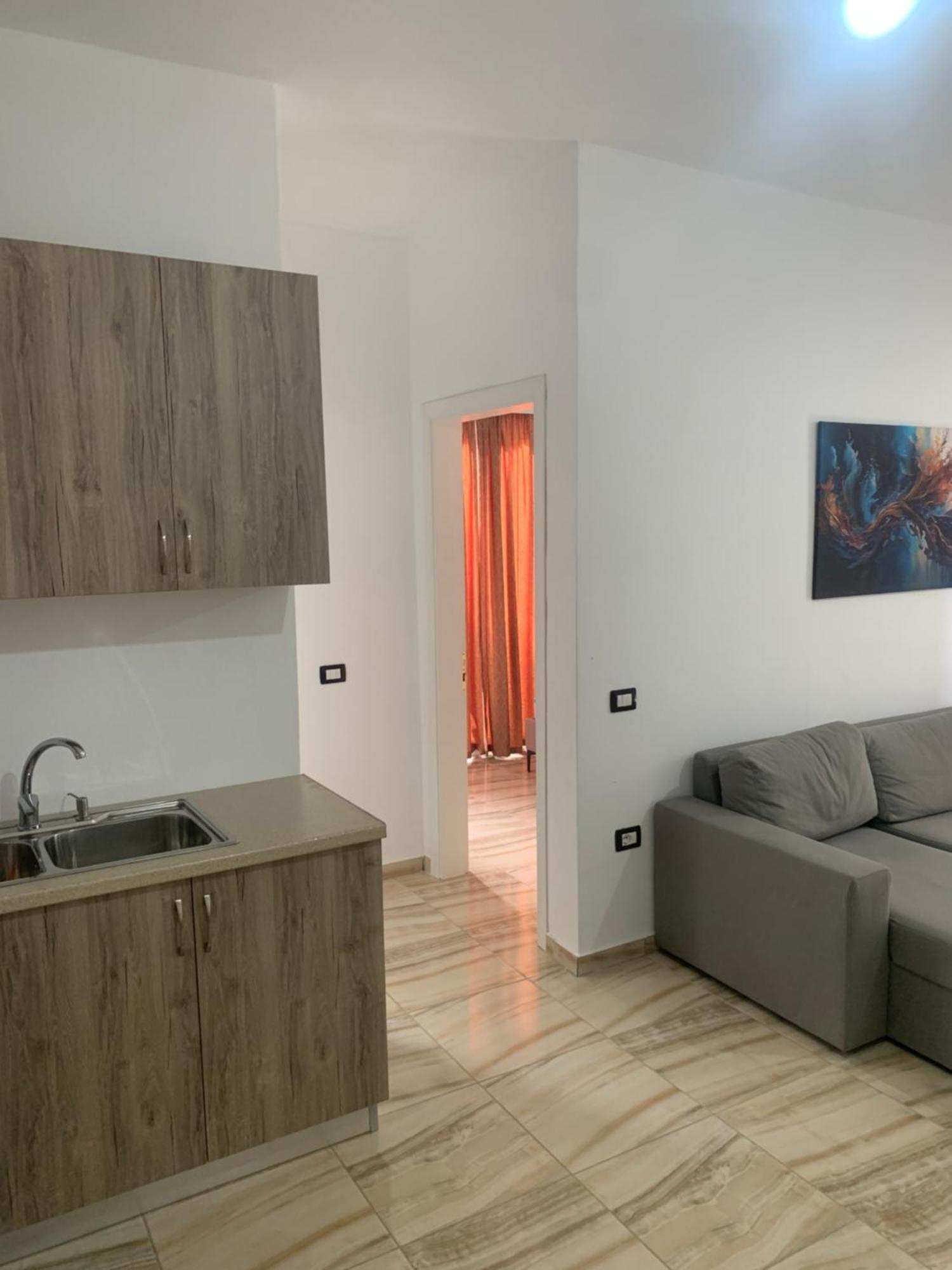 Adriatik Apartaments Саранда Экстерьер фото